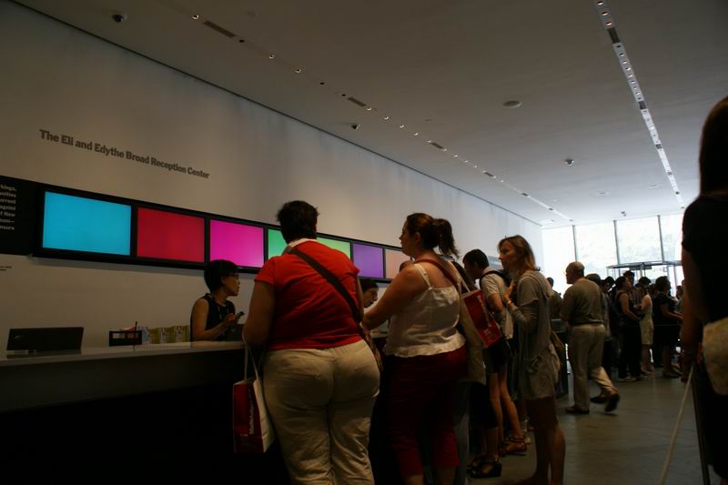 [In NY - At the MOMA, The crowd 뉴욕현대미술관, 군중들] - 사진을 클릭하시면 원본크기를 보실 수 있습니다.