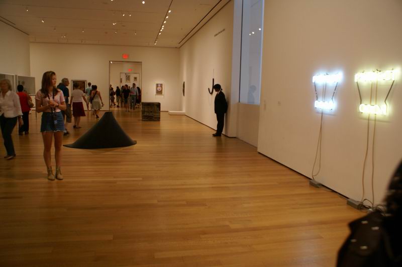 [In NY - At the MOMA, Lee U Fan 뉴욕현대미술관, 이우환] - 사진을 클릭하시면 원본크기를 보실 수 있습니다.